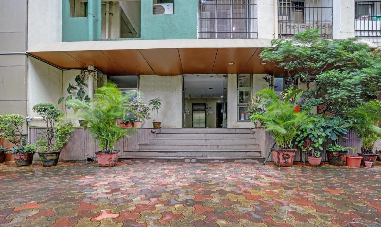 Treebo Welcome Apartments Mumbai  Buitenkant foto
